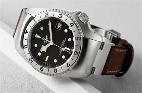 black bay p01 tudor|tudor p01 strap.